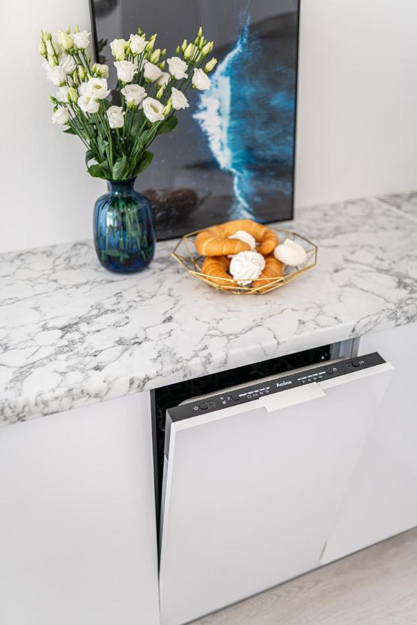 Blu Port Apartment Gaski  Luaran gambar