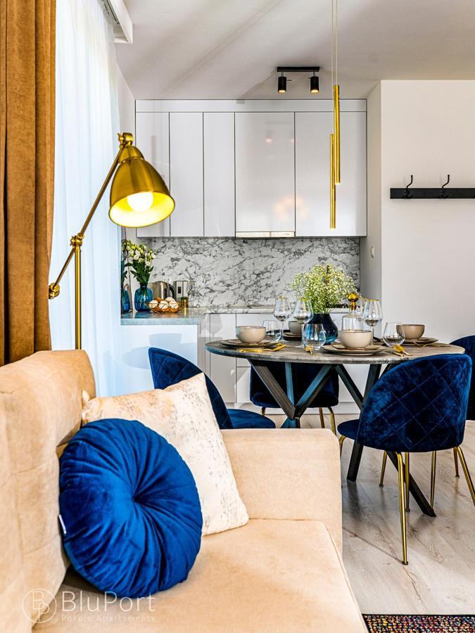 Blu Port Apartment Gaski  Luaran gambar